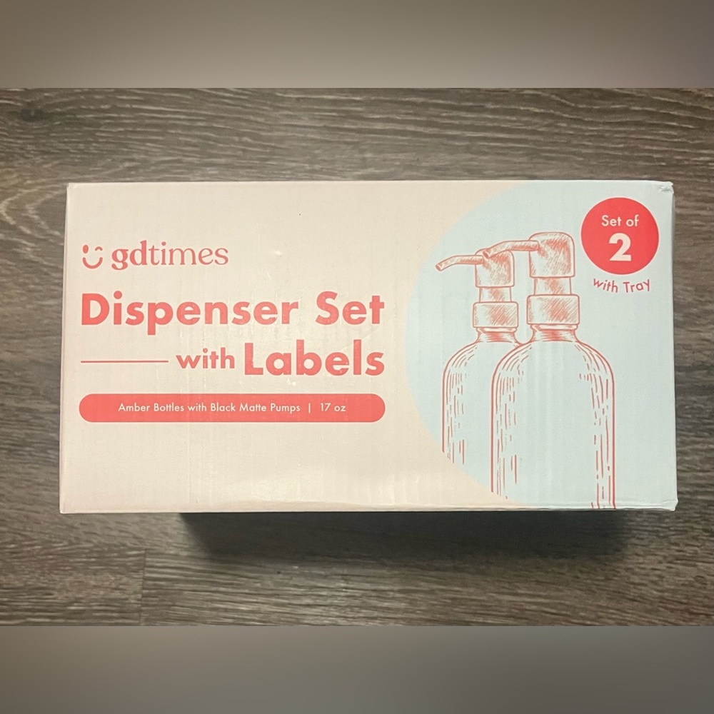 Dispenser set with labels and tray brand new in box